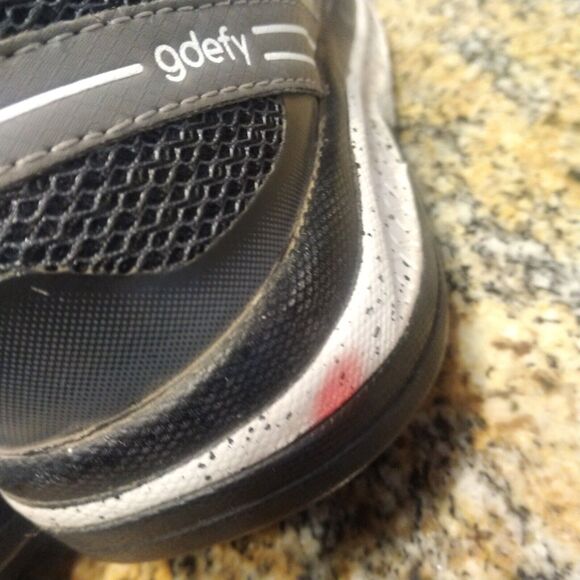 Gdefy Size 8 Women’s Gravity Defyer Mighty Walk Sneakers Gray TB9024FGS-M - Picture 12 of 12